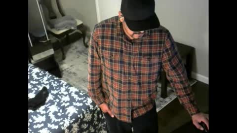 Snapshot of snizniz chatting on 02.26.25 snizniz online show from 02.26.25