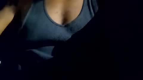 snomann01 online show from 01.13.25