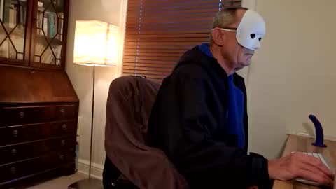 Snapshot of snooty05 chatting on 02.26.25 Snooty online show from 02.26.25