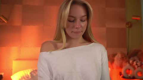 Candice Snow online show from 01.16.25