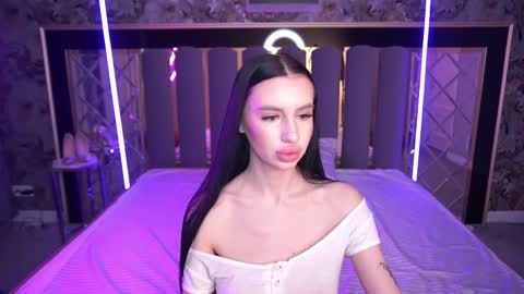 snow_whiteeex online show from 03.22.26