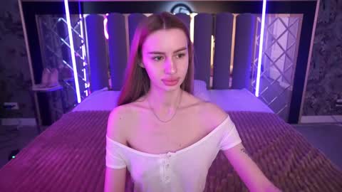 snow_whiteeex online show from 05.15.26