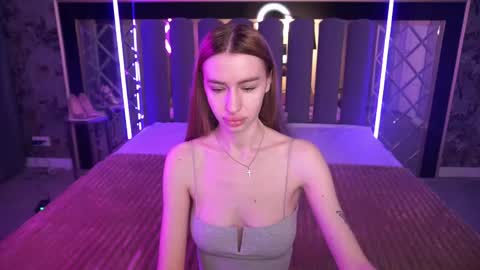 snow_whiteeex online show from 05.19.26