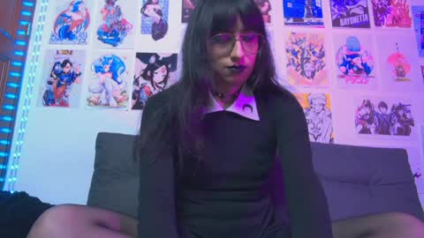 Snapshot of snowblack_ chatting on 02.08.25 Snow and Bubble online show from 02.08.25