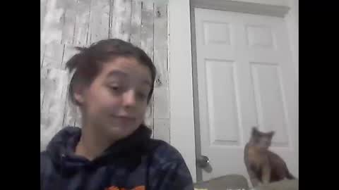 snowbunnie304 online show from 12.15.25