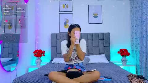 SOFFI AND CHISTOPHER online show from 05.10.26