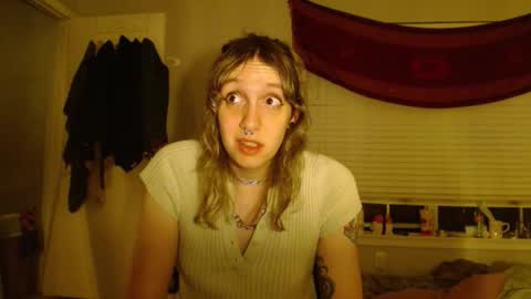 Snapshot of soffpurr chatting on 10.30.25 Lilytea online show from 10.30.25