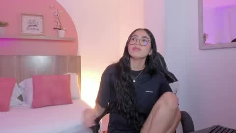 S O F I  online show from 06.11.26