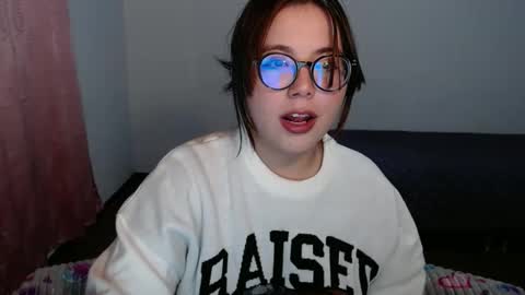 Sofi Lynch online show from 01.06.26