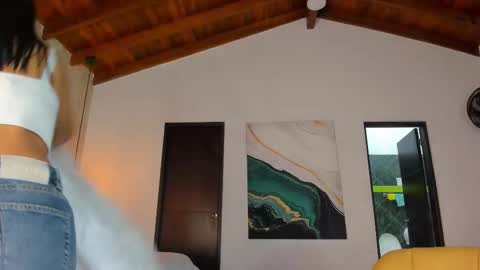 Snapshot of sofi_moreno chatting on 09.20.25 Sofi online show from 09.20.25