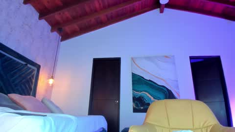 Snapshot of sofi_moreno chatting on 09.27.25 Sofi online show from 09.27.25