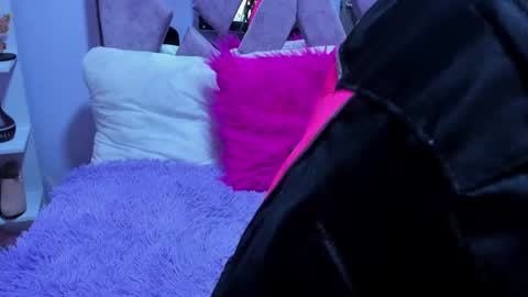 Sofi Noa online show from 09.10.25