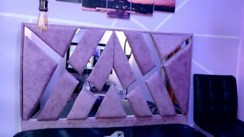 Sofi Noa online show from 10.23.25