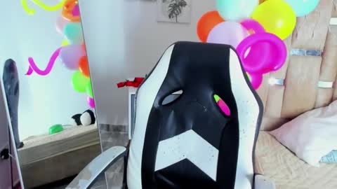 sofi smith online show from 03.01.25