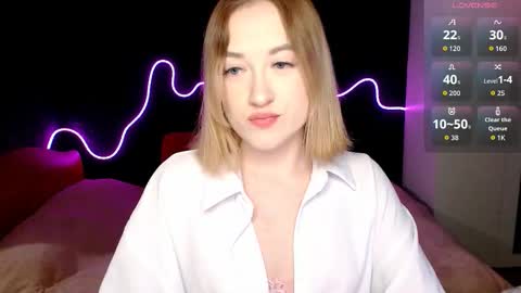 Snapshot of sofi_x_moon chatting on 02.15.26 Sofi online show from 02.15.26