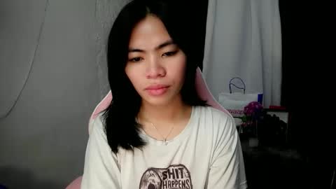 Snapshot of sofia_ava24 chatting on 12.23.25 Chady online show from 12.23.25