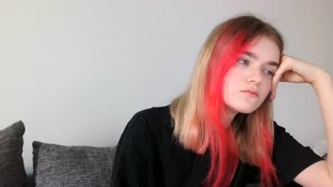 sofia bloomm online show from 06.19.26
