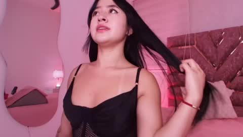 sofia gomes online show from 06.02.26