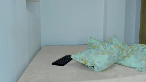 Sofia online show from 10.24.25