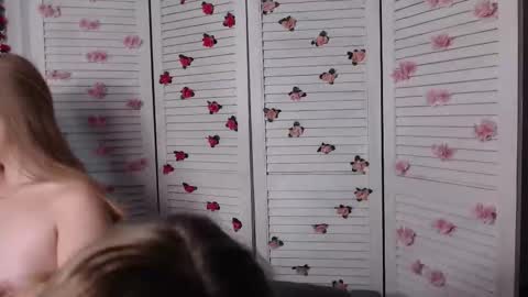 Snapshot of sofia_here chatting on 11.20.25 Sofia here online show from 11.20.25