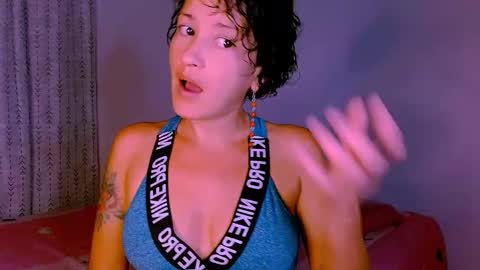 Snapshot of sofia_mark20 chatting on 09.28.25 Sofia online show from 09.28.25