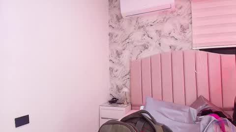 Sofia online show from 12.17.25