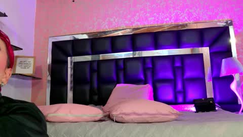 Snapshot of sofia_martinn chatting on 11.09.25 Sofia online show from 11.09.25