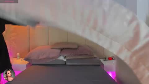 Snapshot of sofia_pamela chatting on 02.19.26 SOFIA PAMELA online show from 02.19.26