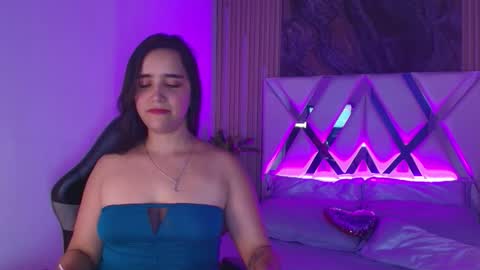 Sofia Saenz online show from 12.02.25