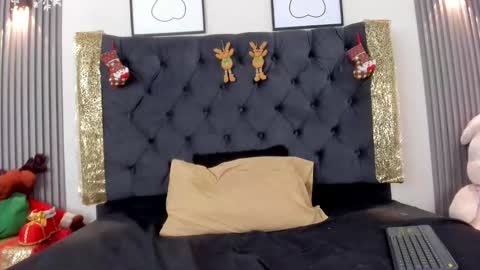 Snapshot of sofia_seduccion chatting on 12.01.25 sofi online show from 12.01.25