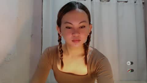 Snapshot of sofia_sweetheart18 chatting on 06.29.26 sofia_sweetheart18 online show from 06.29.26