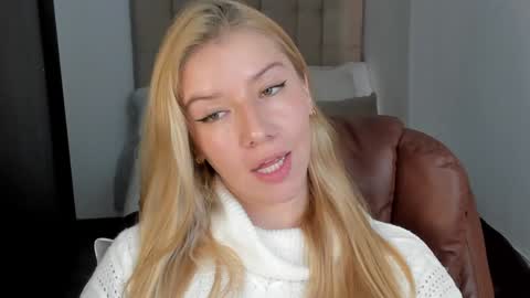 Snapshot of sofia_woodss chatting on 12.07.24 Sofia online show from 12.07.24