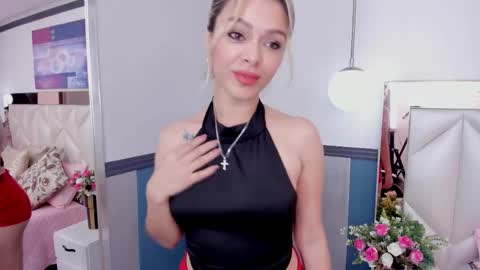 Snapshot of sofiaa_morris chatting on 03.28.26 Sofia online show from 03.28.26