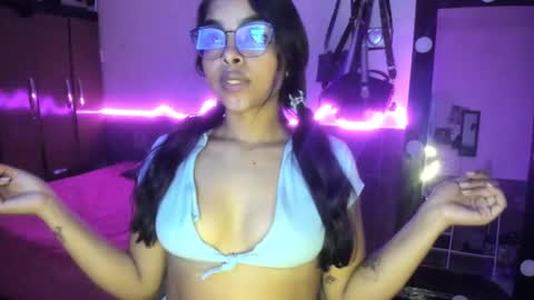 Danna Sofia online show from 03.04.25