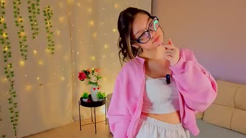 Snapshot of sofiacarnival chatting on 03.26.26 Sofia online show from 03.26.26