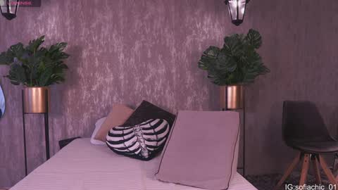 Snapshot of sofiachic chatting on 09.16.25 Sofia online show from 09.16.25