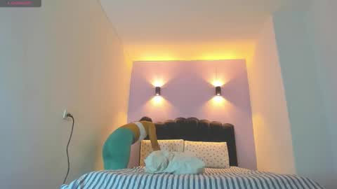 Snapshot of sofiaclaus_19 chatting on 11.03.25 Sofia online show from 11.03.25