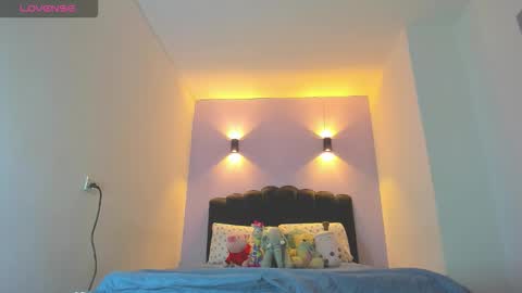 Snapshot of sofiaclaus_19 chatting on 11.09.25 Sofia online show from 11.09.25