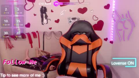 Snapshot of sofiacurvy45 chatting on 11.15.25 sofiacurvy45 online show from 11.15.25