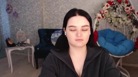 SofiaJohanes online show from 01.16.25