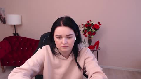 SofiaJohanes online show from 01.22.25