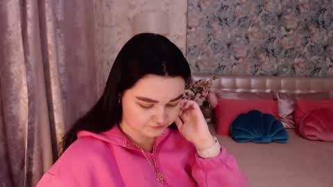 SofiaJohanes online show from 01.27.25