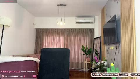 Snapshot of sofialopezzzz chatting on 06.21.26 sofialopezzzz online show from 06.21.26