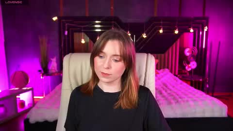 SofiaLuxuryy online show from 02.06.26