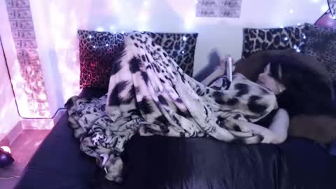 Snapshot of sofianix chatting on 01.22.25 SOFIA NIX online show from 01.22.25