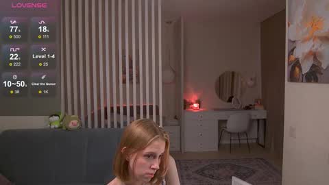 Sofia Help me overcome shynes with 100 thumbs up online show from 09.17.25