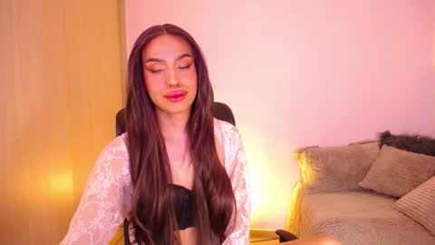 Samara Silex online show from 11.28.25