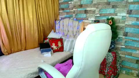 Snapshot of sofiasex92 chatting on 01.08.25 Sofia online show from 01.08.25