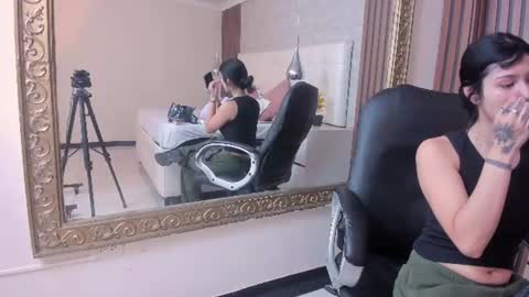 sofiathoompson online show from 06.28.26