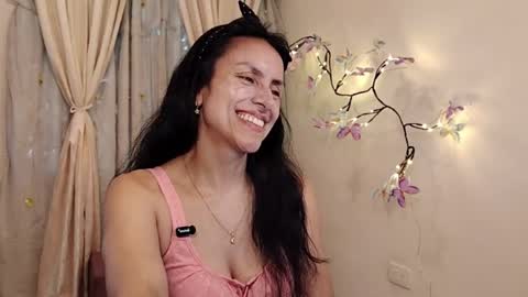 Snapshot of sofibelladelavega chatting on 04.17.26 Sofi Bella online show from 04.17.26
